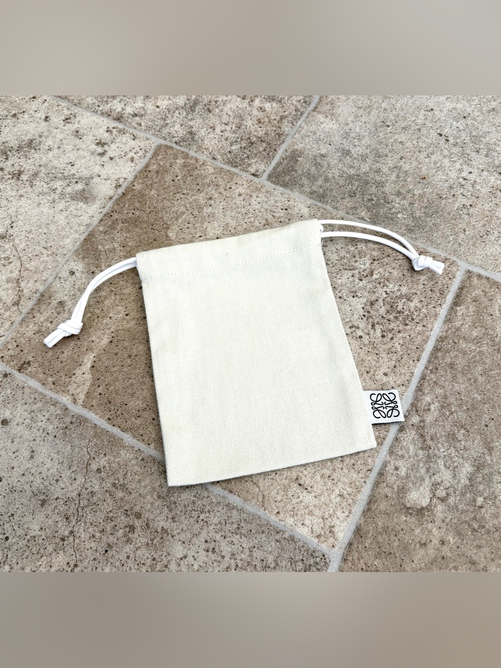 LOEWE Canvas Drawstring Pouch - Cream mini